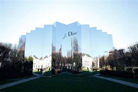 dior architectural|christian Dior most famous design.